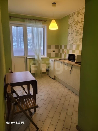 
  Сдам в аренду 1-комнатную квартиру, 38 м², Новосибирск

. Фото 1.