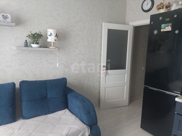 
   Продам 1-комнатную, 42 м², Александра Чистякова ул, 22

. Фото 3.