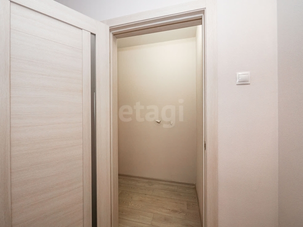 
   Продам 2-комнатную, 56 м², Татьяны Снежиной ул, 42/2

. Фото 14.