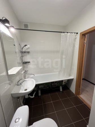 
  Сдам в аренду 1-комнатную квартиру, 37 м², Новосибирск

. Фото 9.