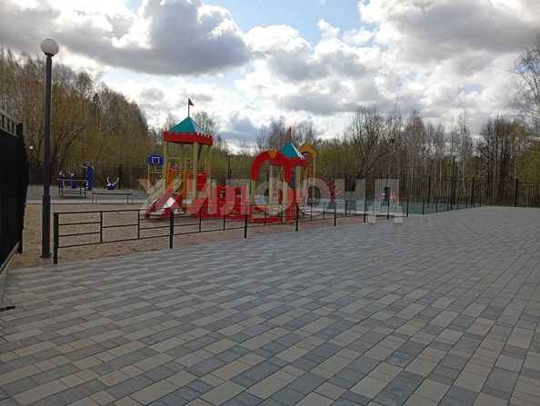 
   Продам 1-комнатную, 36.8 м², Петухова ул, 172

. Фото 26.