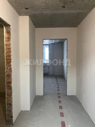 
   Продам студию, 28.1 м², Зорге ул, 229/1

. Фото 4.