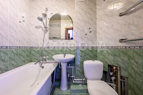 
   Продам 1-комнатную, 30 м², В. Высоцкого ул, 50

. Фото 15.