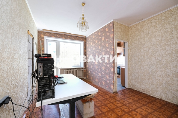 
   Продам 2-комнатную, 43.1 м², Молодежи б-р, 4

. Фото 24.