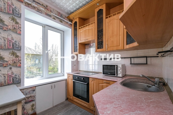 
   Продам 2-комнатную, 43.1 м², Молодежи б-р, 4

. Фото 30.