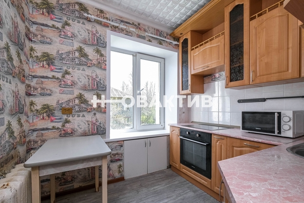 
   Продам 2-комнатную, 43.1 м², Молодежи б-р, 4

. Фото 31.
