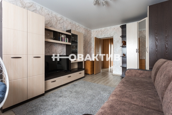 
  Продается 2-комн. квартира, 56 м², Театральная ул, д. 2А
. Фото 4.