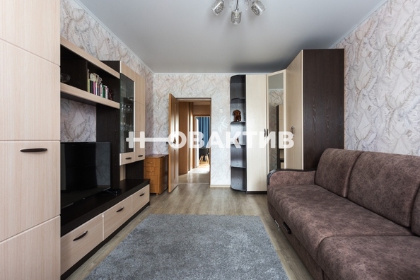 
  Продается 2-комн. квартира, 56 м², Театральная ул, д. 2А
. Фото 5.