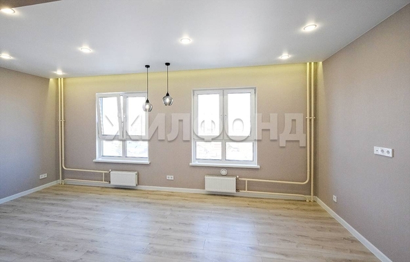 
   Продам 2-комнатную, 51.4 м², Николая Островского ул, 195/3

. Фото 2.
