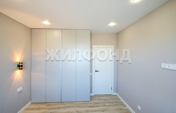 
   Продам 2-комнатную, 51.4 м², Николая Островского ул, 195/3

. Фото 9.