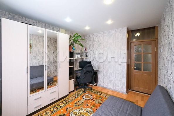 
   Продам 3-комнатную, 60.6 м², Толбухина ул, 25

. Фото 5.