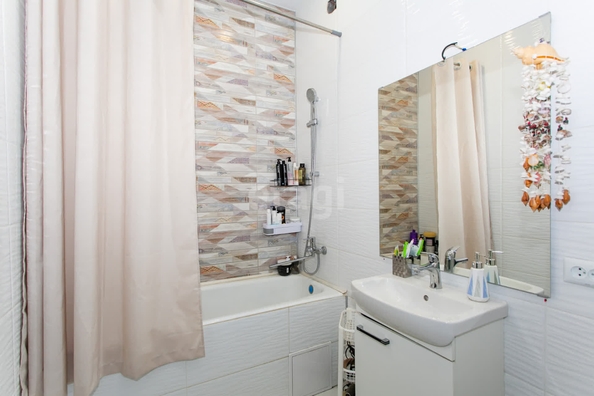 
   Продам 2-комнатную, 59 м², 7-й микрорайон, 20

. Фото 9.