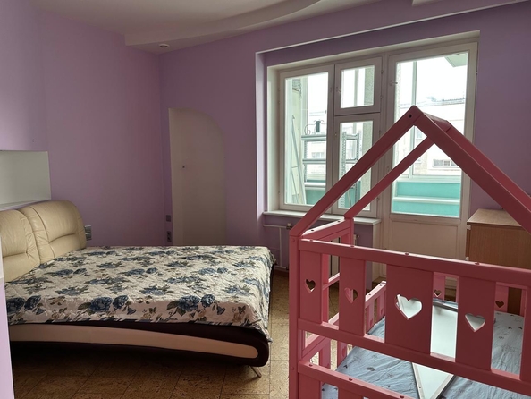 
  Сдам в аренду 2-комнатную квартиру, 90 м², Новосибирск

. Фото 5.
