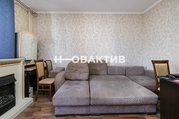 
   Продам 2-комнатную, 46.1 м², В. Высоцкого ул, 48

. Фото 3.