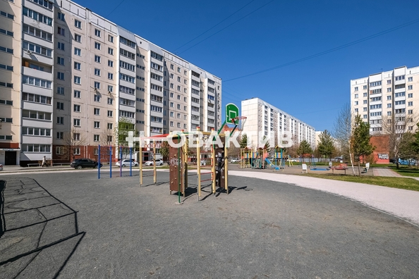 
   Продам 2-комнатную, 46.1 м², В. Высоцкого ул, 48

. Фото 29.