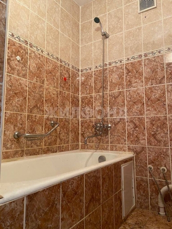 
   Продам 3-комнатную, 63.6 м², Маяковского ул, 14а

. Фото 8.