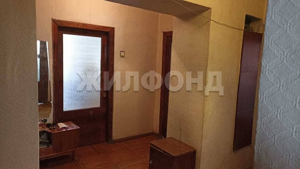 
   Продам 4-комнатную, 81.3 м², Урицкого ул, 36

. Фото 1.