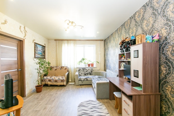 
   Продам 3-комнатную, 68 м², Пархоменко ул, 90

. Фото 3.