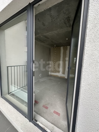 
   Продам 3-комнатную, 75 м², Владимира Заровного ул, 8

. Фото 4.
