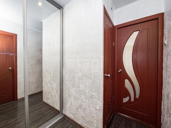 
   Продам 1-комнатную, 29.9 м², Бориса Богаткова ул, 247

. Фото 13.