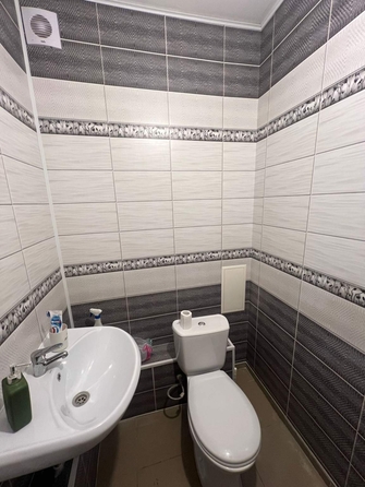 
  Сдается 2-комн. квартира, 57.1 м², Татьяны Снежиной ул
. Фото 8.