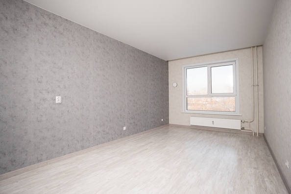 
   Продам 2-комнатную, 56 м², Связистов ул, 162/2

. Фото 22.