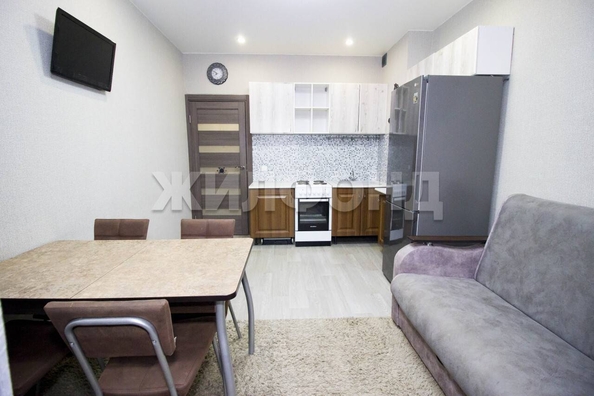 
   Продам 2-комнатную, 44.2 м², Заречная ул, 21

. Фото 3.