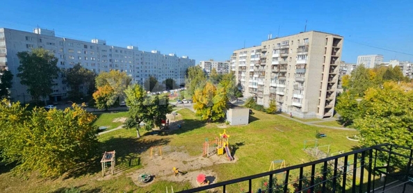 
  Продается 2-комн. квартира, 44.7 м², Макаренко ул, д. 15
. Фото 2.