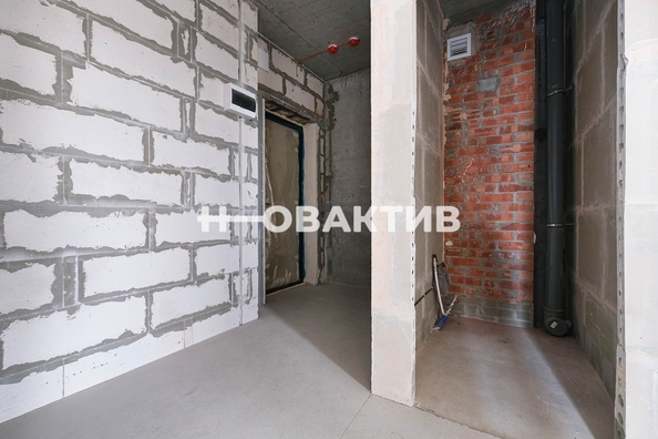 
   Продам 2-комнатную, 55.3 м², Галущака ул, 15

. Фото 35.