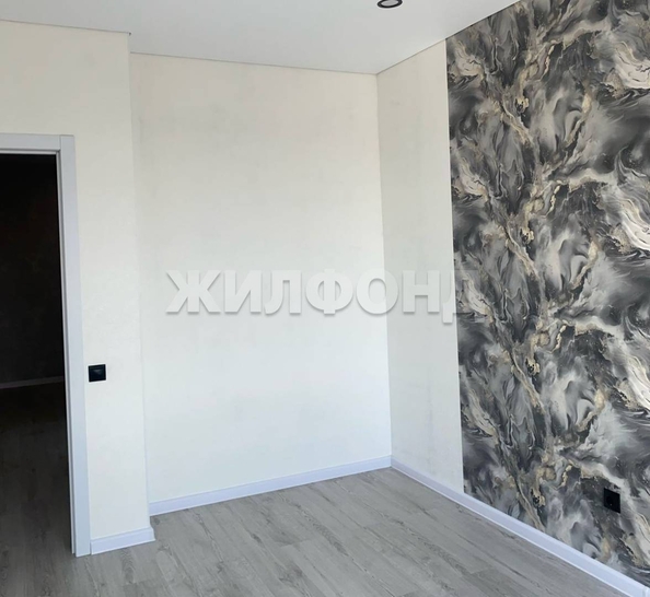 
   Продам 2-комнатную, 54.1 м², Связистов ул, 162/1

. Фото 4.