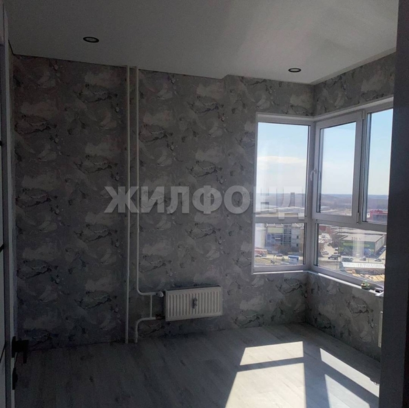 
   Продам 2-комнатную, 54.1 м², Связистов ул, 162/1

. Фото 6.