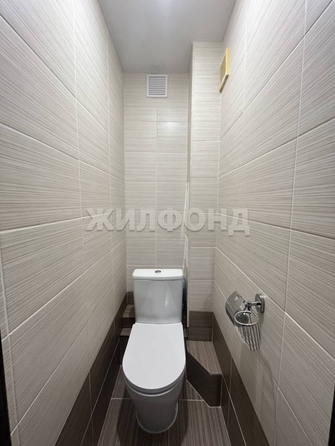
   Продам 2-комнатную, 49.6 м², Вересаева ул, 1/1

. Фото 10.