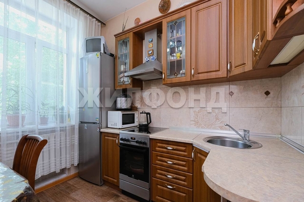 
  Продается 2-комн. квартира, 56.7 м², Сибиряков-Гвардейцев ул, д. 11
. Фото 4.