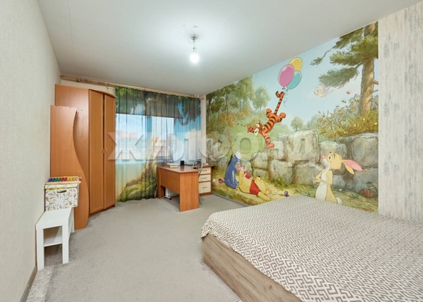 
   Продам 3-комнатную, 97.9 м², 2-й (4 мкр.) кв-л, 232

. Фото 13.