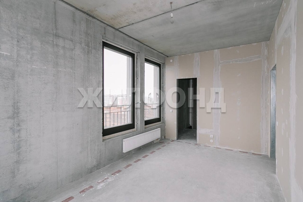 
   Продам 3-комнатную, 156 м², 3-й микрорайон, 1

. Фото 14.