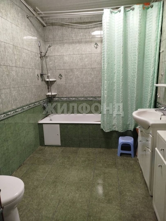 
   Продам дом, 263 м², Новосибирск

. Фото 2.