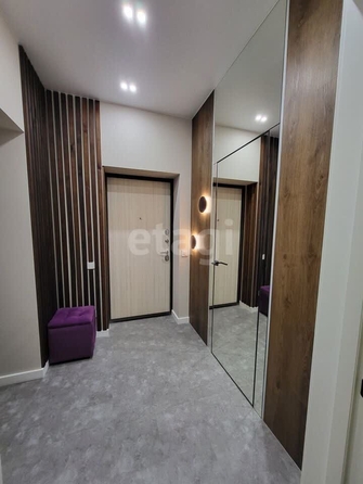 
   Продам 4-комнатную, 72.2 м², Фабричная ул, 65

. Фото 2.