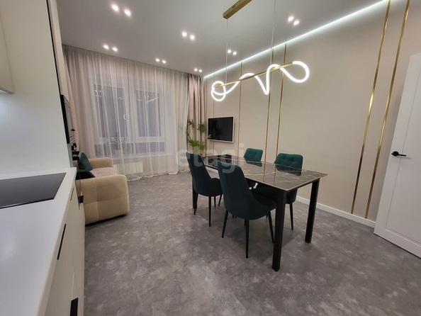 
   Продам 4-комнатную, 72.2 м², Фабричная ул, 65

. Фото 6.