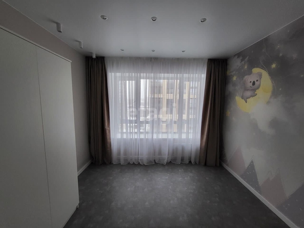 
   Продам 4-комнатную, 72.2 м², Фабричная ул, 65

. Фото 14.