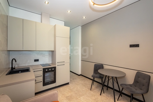 
  Продается 1-комн. квартира, 38 м², Фабричная ул, д. 65/2
. Фото 1.
