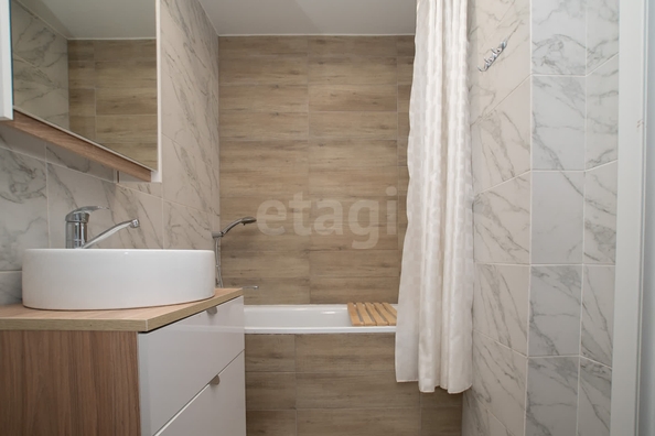 
   Продам 2-комнатную, 60 м², Ясный Берег ул, 8

. Фото 12.