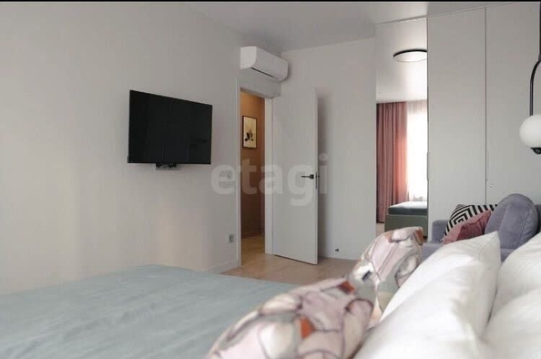 
  Сдается 1-комн. квартира, 34 м², Семьи Шамшиных ул, д. 77
. Фото 4.