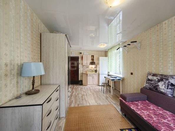 
   Продам комнату, 10 м², Аэропорт ул, 54

. Фото 2.