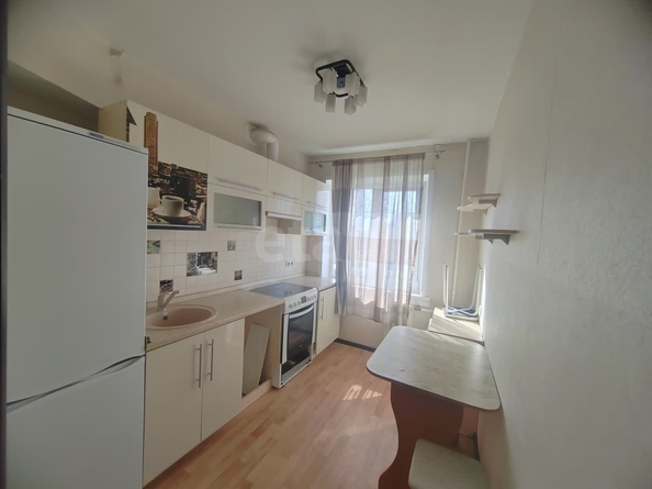 
   Продам 2-комнатную, 43.7 м², Линейная ул, 35

. Фото 1.
