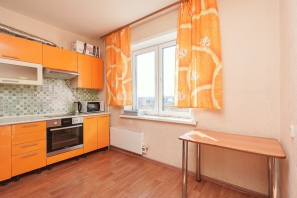 
  Сдам в аренду 2-комнатную квартиру, 60 м², Новосибирск

. Фото 2.