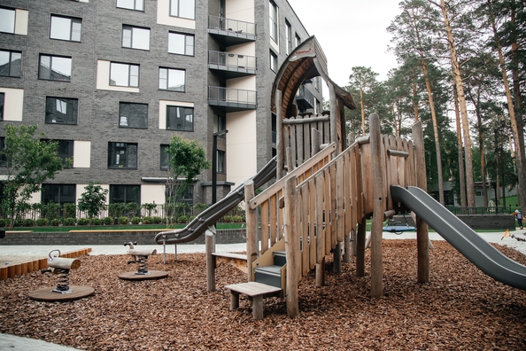 
   Продам 4-комнатную, 108.15 м², Flora Fauna (Флора и Фауна), 16Б

. Фото 3.