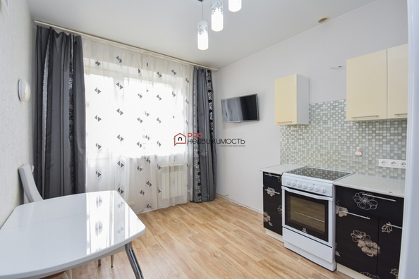 
  Продается 1-комн. квартира, 34.9 м², Радужный мкр, д. 6
. Фото 8.