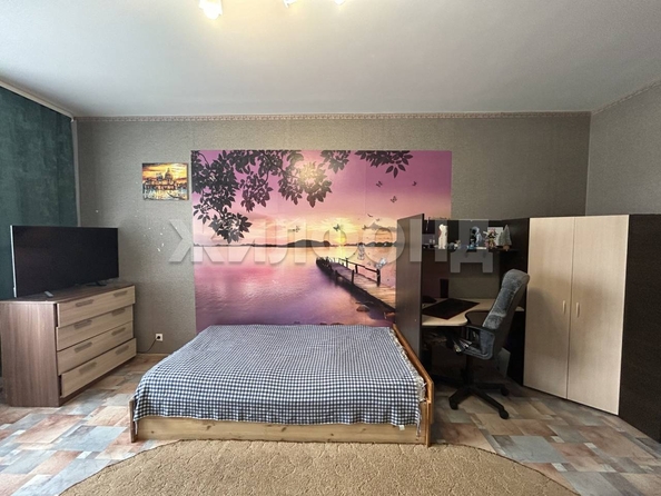 
   Продам 1-комнатную, 36.8 м², Октябрьская ул, 37

. Фото 7.
