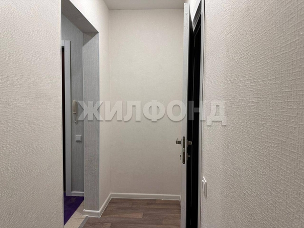 
  Продается 1-комн. квартира, 43 м², Виктора Уса ул, д. 7
. Фото 8.
