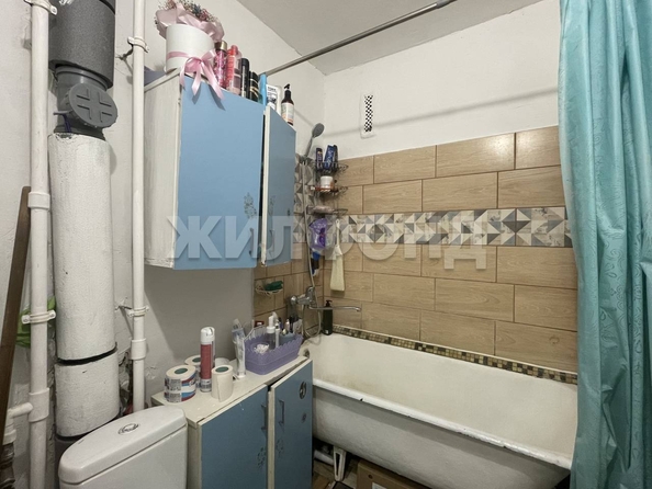 
   Продам 2-комнатную, 42.9 м², Сибиряков-Гвардейцев ул, 17

. Фото 10.
